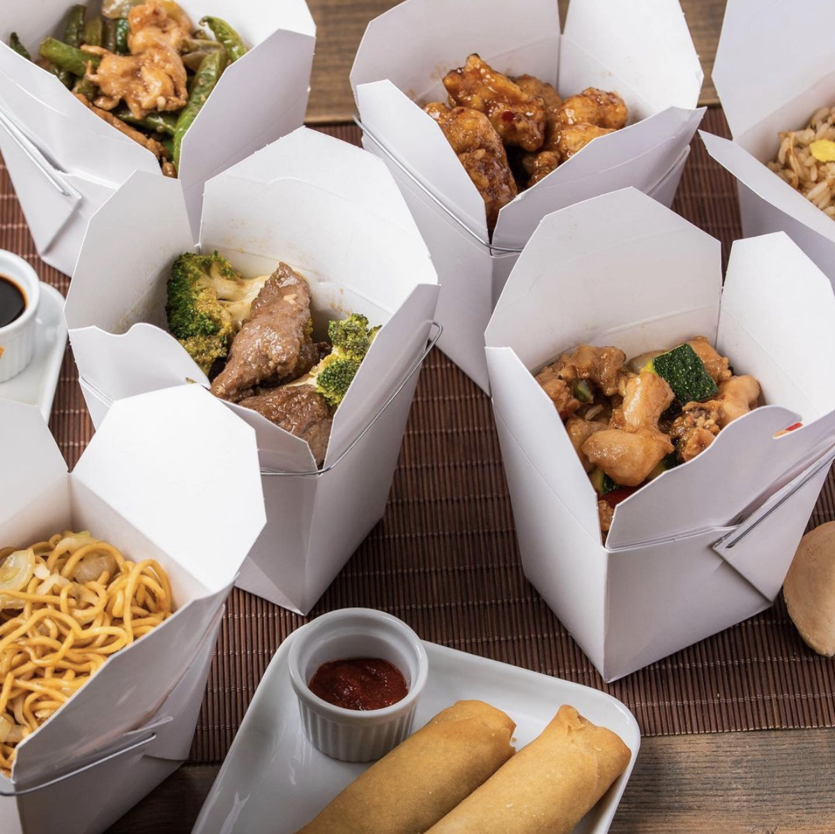 chinese food in take out boxes