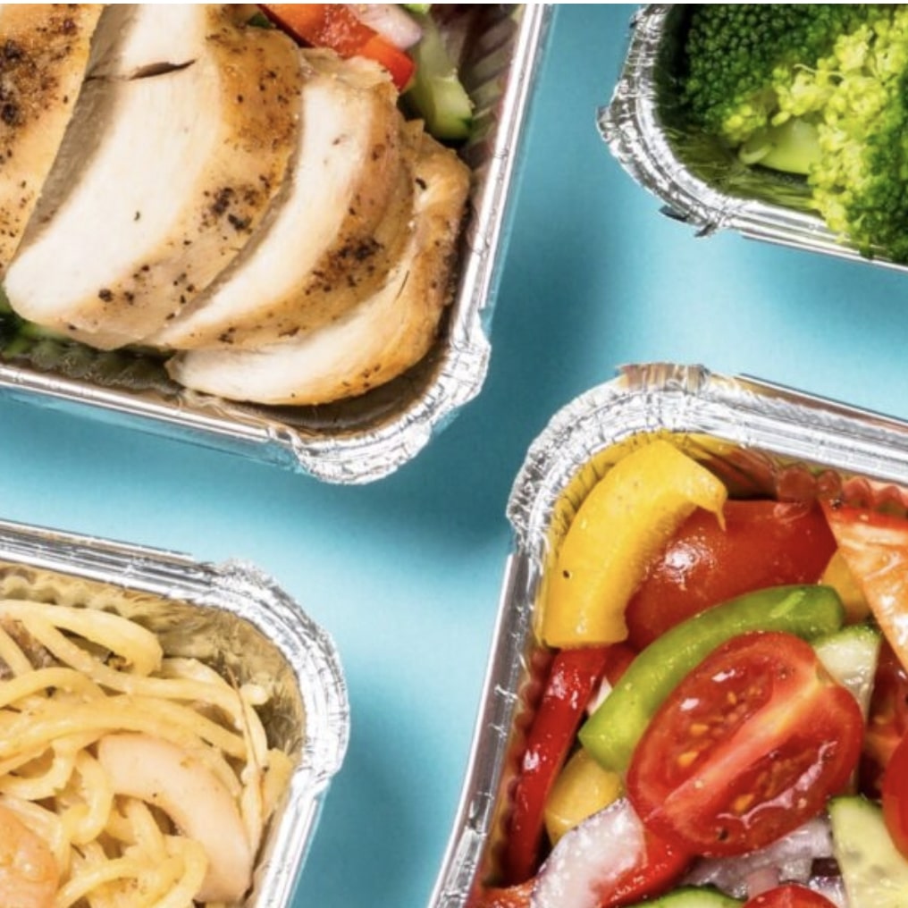food in aluminum carry out containers